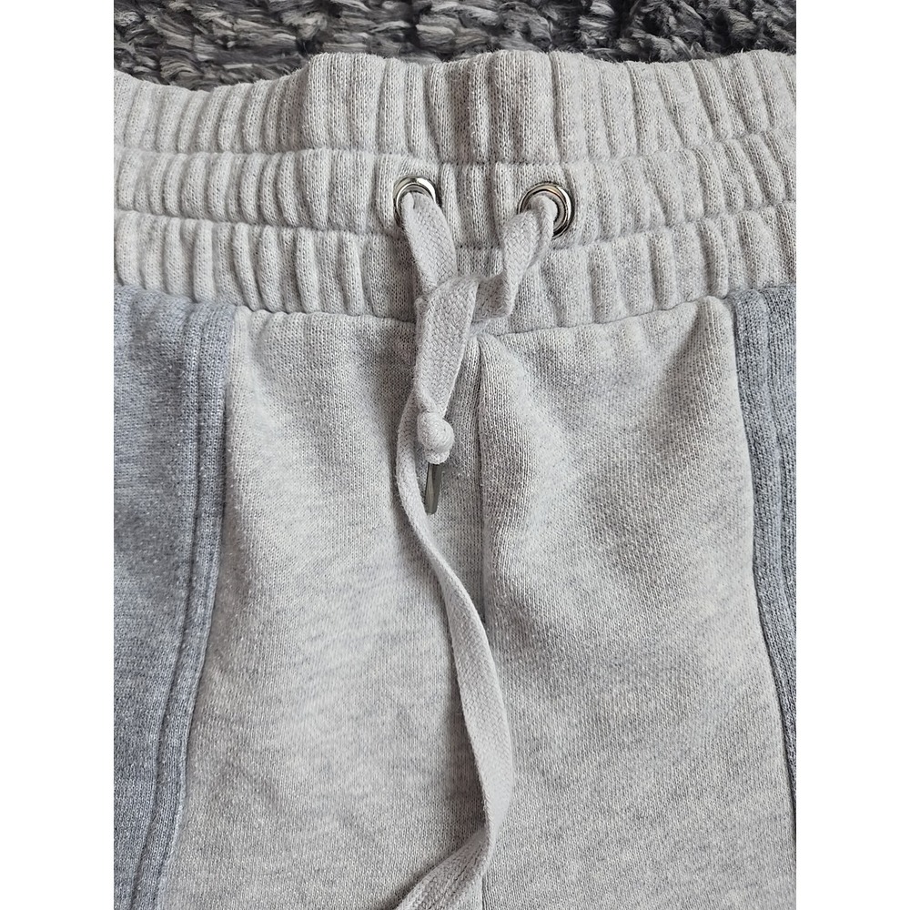 Victoria Secret Sweat-shorts On Point Grey Size Large - Picture 4 of 9